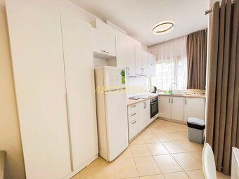 🏖️ Na predaj 3-izbový apartmán pri Jadranskom mori v Albánsk