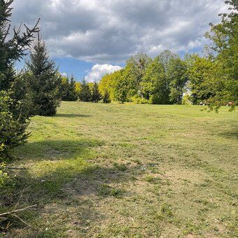 Predám pozemok o výmere 2 000 m² na Slavičej ulici v Prešove