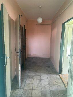 Rodinný dom s veľkým pozemkom 959 m² – Kalinkovo, len pár mi