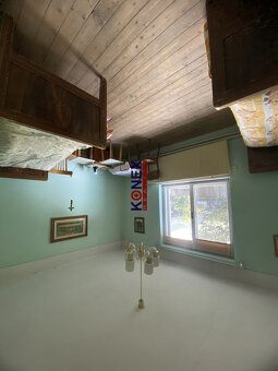 ID: 7615
 - rodinný dom sa nachádza v obci Kuzmice, ktorá di