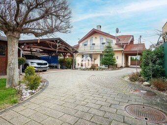 B10 Vám ponúka na predaj priestranný 6 izbový Rodinný dom s 