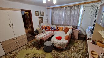 ID:2475
Ponúkame Vám na predaj priestranný poschodový rodinn