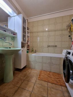 REALITY PROGRES, s.r.o. PONÚKA TEHLOVÝ RODINNÝ DOM s GARÁŽOU