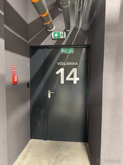 Ponúkam na prenájom 2-izbový byt v Trnave oblasť PRUDY.
Je t