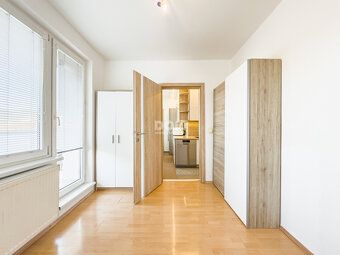 Realitná kancelária DOM ponúka na predaj 4 - Izbový byt s vý