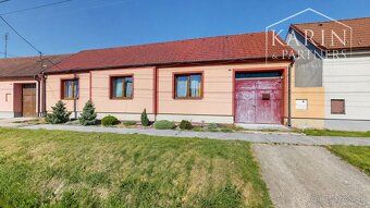 Hľadáte pokojné vidiecke bývanie, z ktorého ste za pár minút