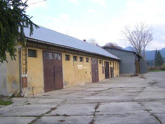 Na predaj bývalý školský areál Spojenej školy v Mošovciach v