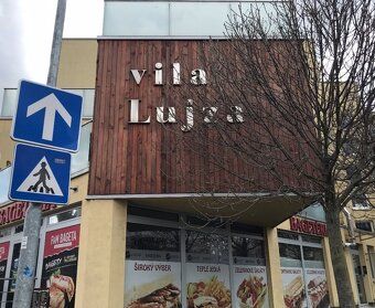 Ponúkame Vám na predaj prakticky riešené garážové státie v p