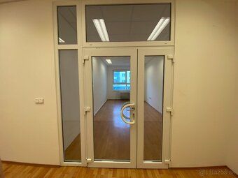 Ponúkame na prenájom rekonštruované kancelárske priestory v 