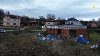 Realitná kancelária HALO reality a Ján Svinčiak, kontakt: 09