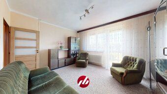 Exkluzívne ponúkam na predaj priestranný rodinný dom na Škol