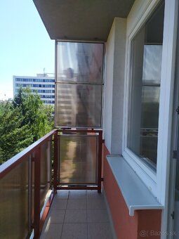 2-izbový kompletne zrekonštruovaný byt s balkónom na prenájo