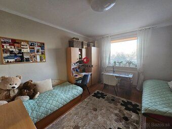 ID:496 GE-MAX Reality ponúka na predaj priestranný a vkusne 