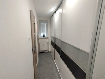 Ponúkame na predaj 2-izbový byt s čiastočnou rekonštrukciou,
