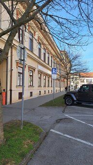 Prenájom priestoru 17 m2 v skrášľovacom salóne vhodný na skr