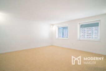 Typ: Rodinný dom Ulica: Spartakovská Obec: Trnava
 Moderný m