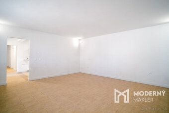 Typ: Rodinný dom Ulica: Spartakovská Obec: Trnava
 Moderný m
