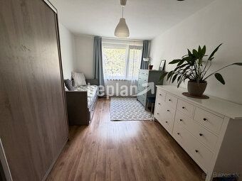 Typ: 4-izbový byt Ulica: - Mestská časť: Ľadoveň Obec: Marti