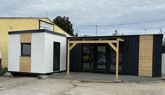 Ponúkame na predaj nový dvojmodulový dom v tvare L (7 × 3 m 