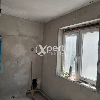 Typ: Rodinný dom Mestská časť: Beketfa Obec: Holice
Predaj s