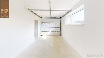 Ponúkame na predaj výborne dispozične riešenú novostavbu 5-i