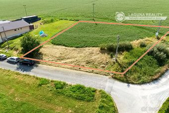 Číslo ponuky: 8990 - Ponúkame EXKLUZÍVNE NA PREDAJ STAVEBNÝ 