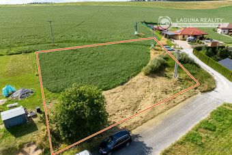 Číslo ponuky: 8990 - Ponúkame EXKLUZÍVNE NA PREDAJ STAVEBNÝ 