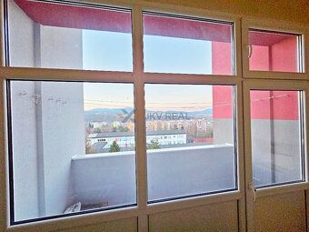 Ponúkam na predaj kompletne a precízne zrekonštruovaný 1. iz