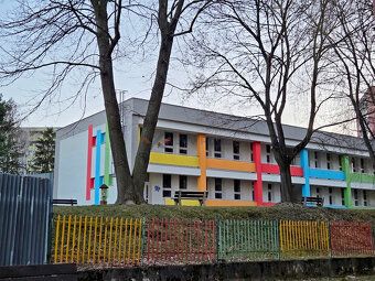 Ponúkam na predaj kompletne a precízne zrekonštruovaný 1. iz