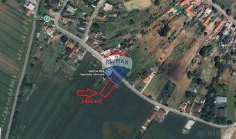 RE/MAX ponúka na predaj rovinatý stavebný pozemok o výmere c