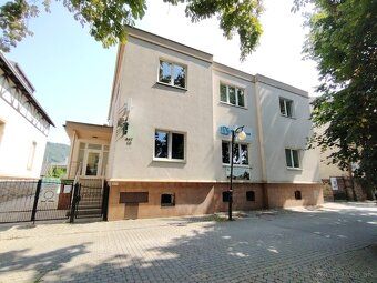  
EXKLUZÍVNE - pripravujeme pre Vás na prenájom kancelárske 