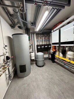 Ponúkame Vám na predaj 2-izbový apartmán priamo v centre mes