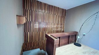 F002-125-KAKO
Na predaj dom v meste Nové Zámky.
ROZLOHA: • z