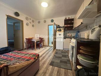 F002-12-VESZ 
Na predaj rodinný dom v obci  Klížska Nemá , o