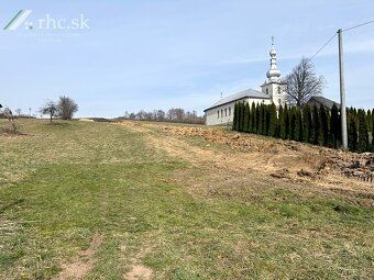 Ponúkame na predaj pozemok s výmerou 1 486 m², ideálny na vý