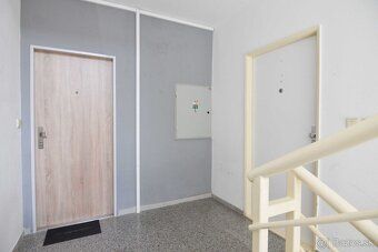 Vo výhradnom zastúpení majiteľa bytu Vám ponúkame na prenájo
