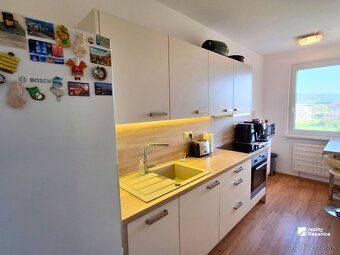 Pezinok | 3 izby | 60 m² | 8/9 poschodie | lodžia + pivnica
