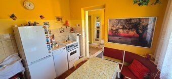 Na jednej z najkrajších ulíc v srdci mesta Štúrova – na slne