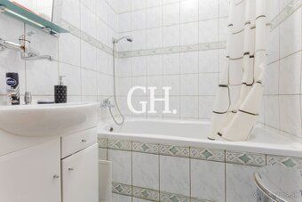 GH Real ponúka na predaj priestranný a svetlý 2-izbový byt s