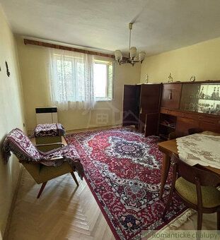 Ponúkame na predaj 3-izbový rodinný dom po čiastočnej rekonš