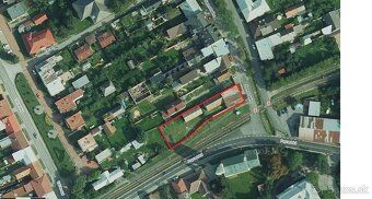 Ponúkam na predaj cihlový dom s dispozíciou 3+kk, nachádzajú