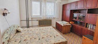 Ponúkame Vám na predaj samostatný 4 -izbový rodinný dom v ob