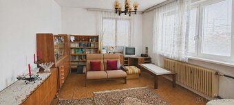 Ponúkame Vám na predaj samostatný 4 -izbový rodinný dom v ob