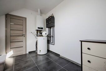 / EXKLUZÍVNE IBA U NÁS / ponúkame na predaj priestranný dvoj