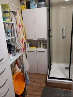 Predám 3-izbový byt s balkónom v Detve na Námestí mieru. Roz