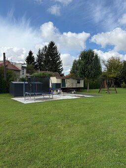 Veľká parcela cca 2500m. Ktorú si môžete rozdeliť na 3 menši