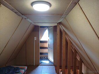 Ponúkam na predaj záhradu s chatkou v Čachticiach v záhradka