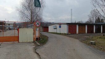 Ponúkam na prenájom garáž v Lipt. Mikuláší pri firme Hako. G
