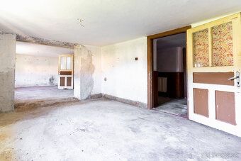 Typ: Rodinný dom Obec: Kružná
Na predaj rodinný dom s veľkým