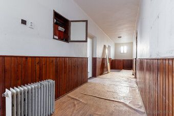 Typ: Rodinný dom Obec: Kružná
Na predaj rodinný dom s veľkým